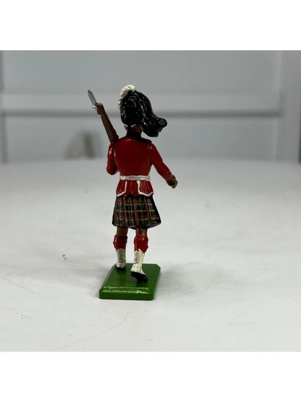 W. Britains Vintage Seaforth Highlander Collectible Metal Figurine From 1983